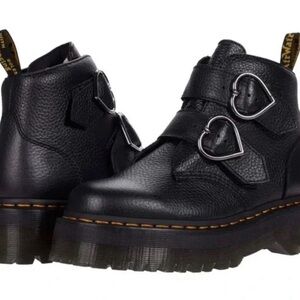 Doc Marten Devon Heart Platform Boot Size 7 Black Leather Dr Martin Docs HTF